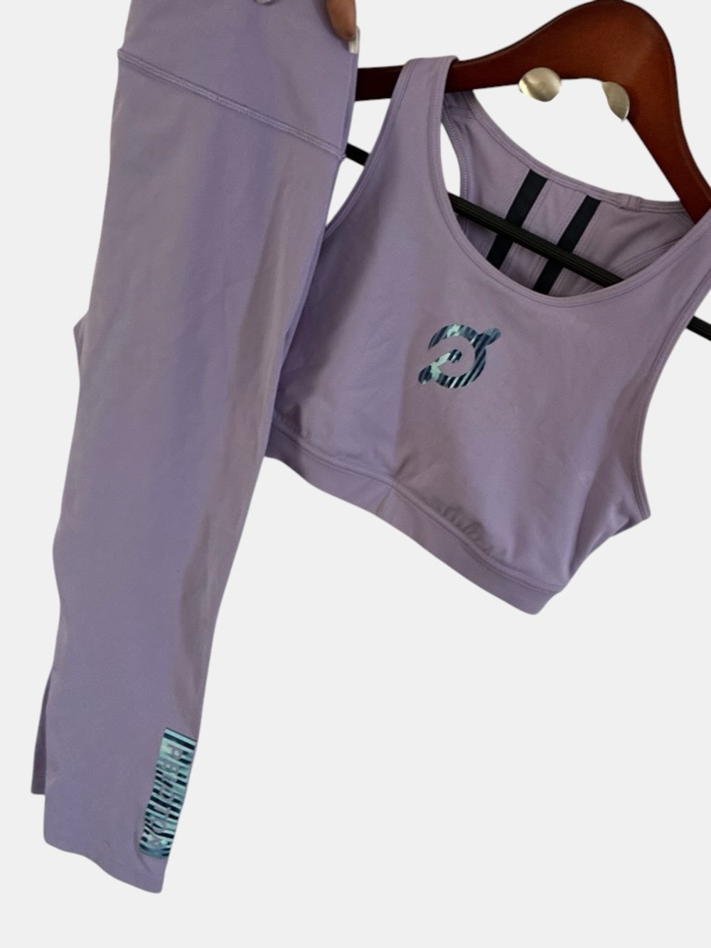 Peloton Lavender Purple Sports Bra and Leggings Set